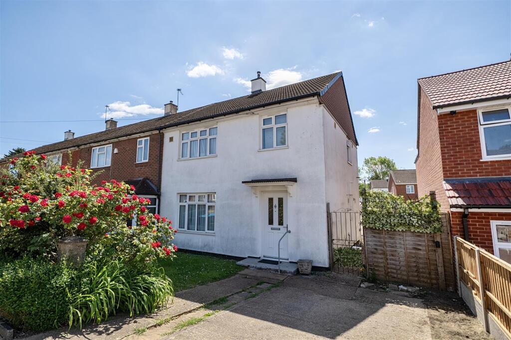 Main image of property: Robin Grove, HA3