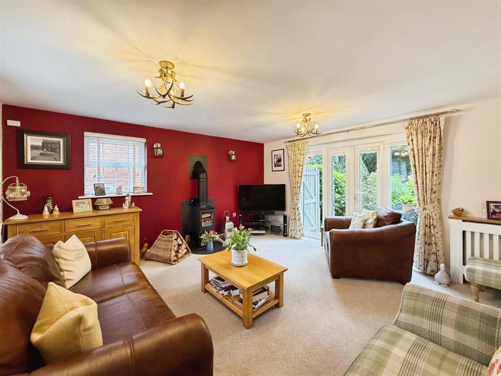 Bradgate Close, Narborough, Leicester photo 4