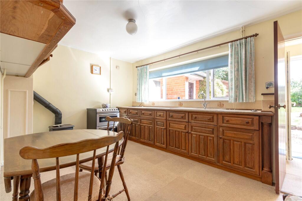 House in Swindon - View 4