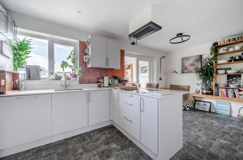 House in Waverley, Upper Bourne, Farnham - View 3