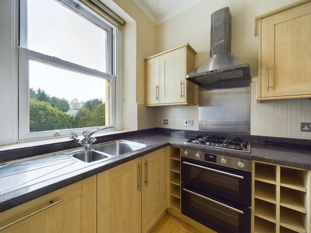 Apartment in Plymouth - More