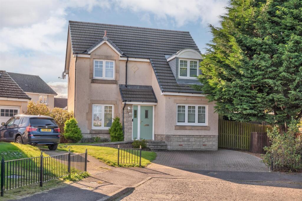4-bed detached on Taymouth Terrace, Carnoustie, £275,000