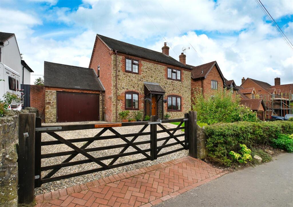3-bed detached on Apple Tree Cottage, Chorley, Bridgnorth, £399,950