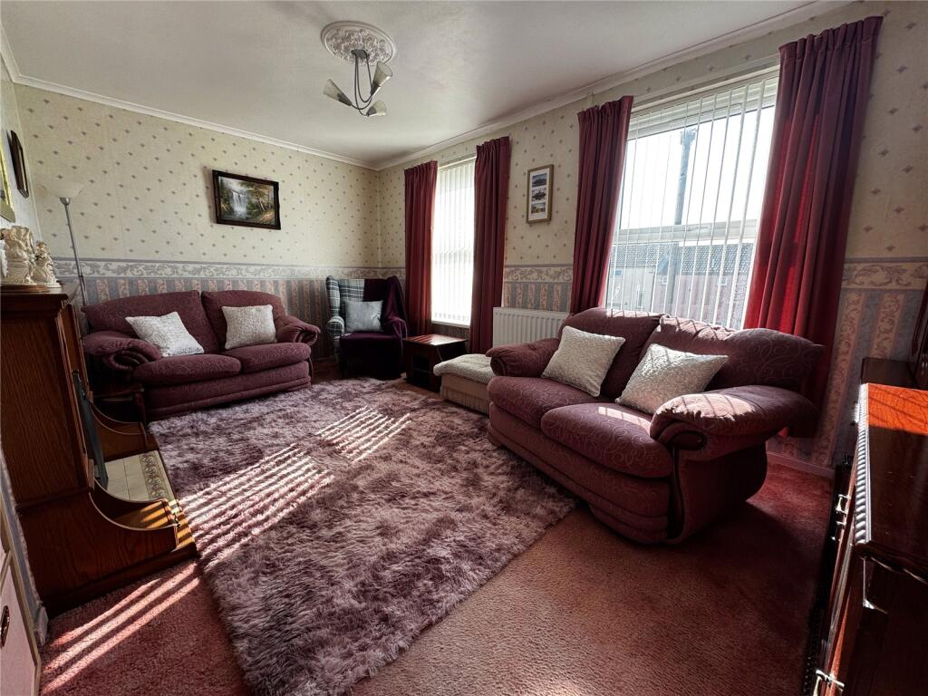 Bentlass Terrace, Pennar, Pembroke Dock, Pembrokeshire, SA72 photo 2