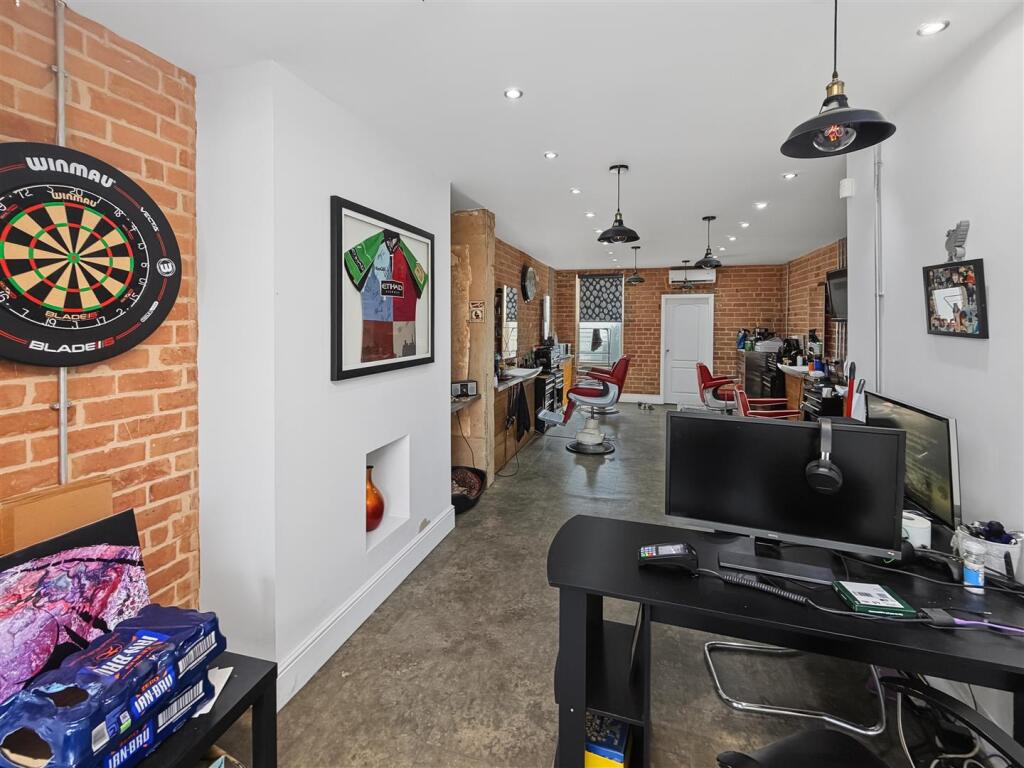 Apartment in Nottingham - View 3