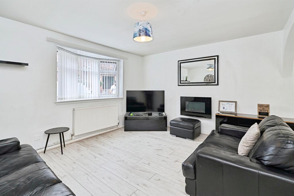 Judge Close, Oldbury photo 5