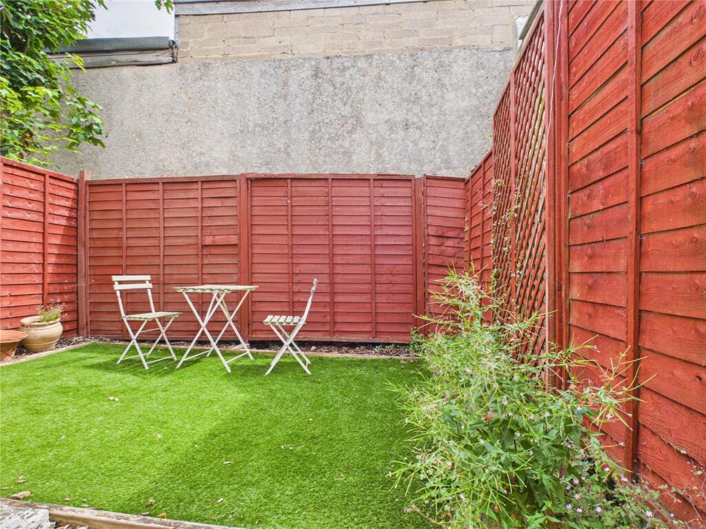 Property photo 8