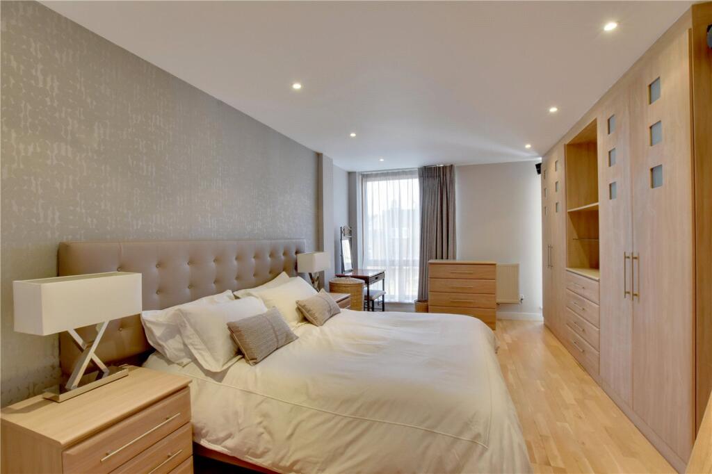 Apartment in London - View 5