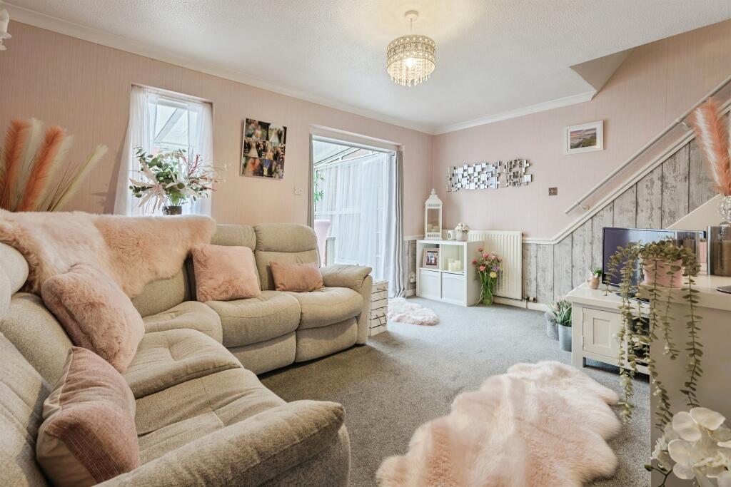 Main image of property: Shapleys Gardens, Plymouth
