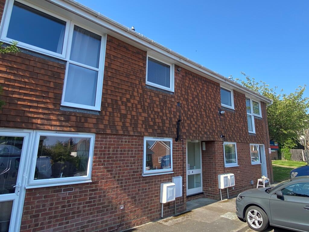 Main image of property: Lauriston Close, Knaphill, GU21
