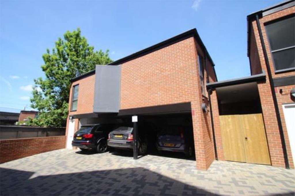 Main image of property: Edinburgh Mews, Watford, Hertfordshire, WD19