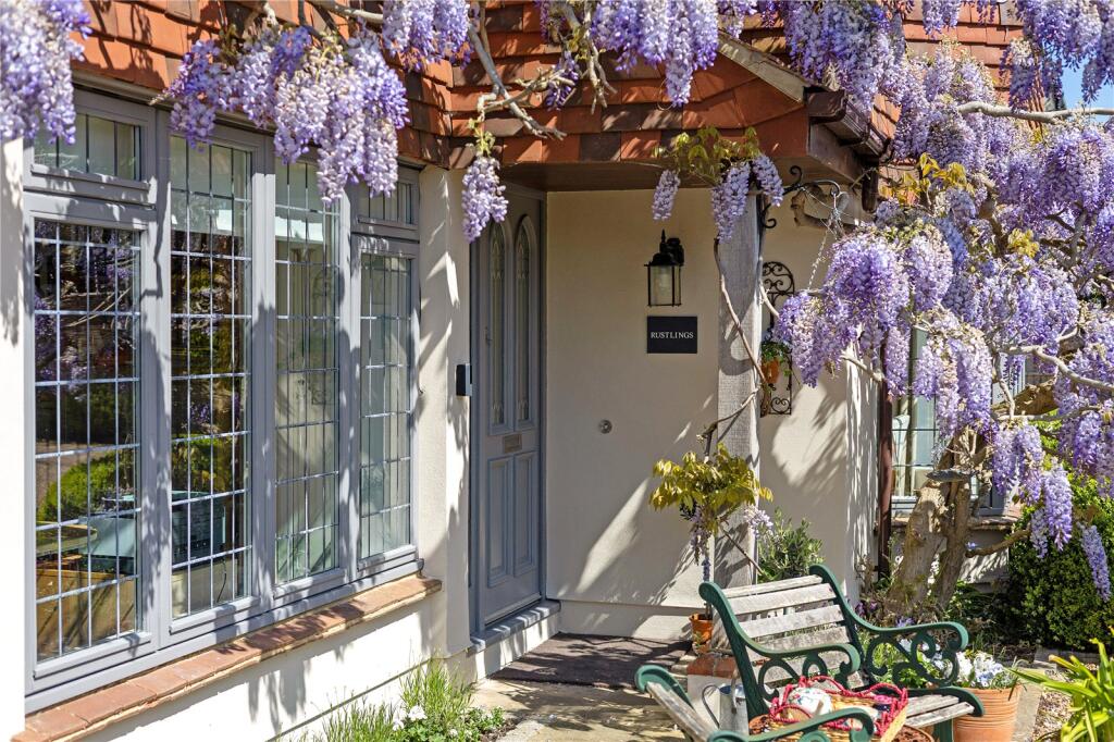 House in Kingston upon Thames - View 3