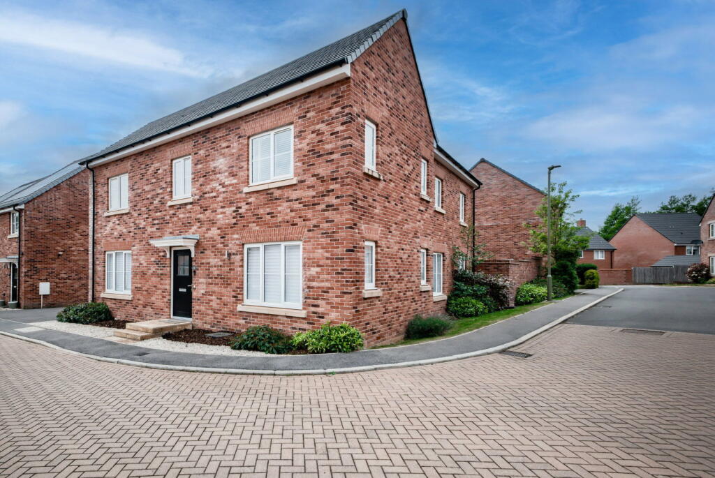 Main image of property: Towns Field, Banbury, Oxfordshire, OX16 1HS