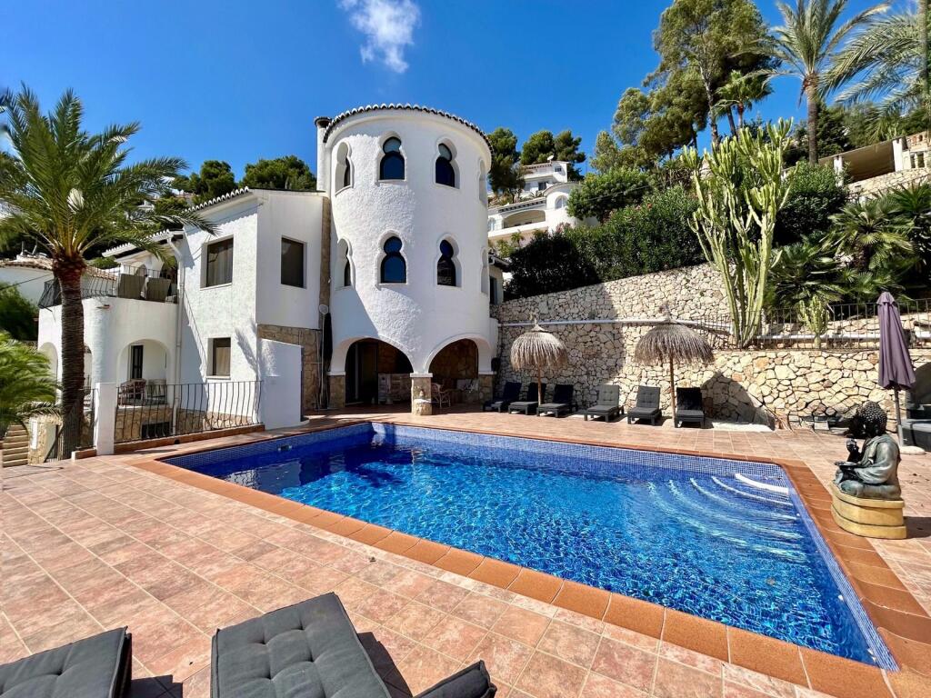 Main image of property: Valencia, Alicante, Moraira