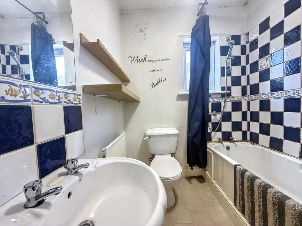 House in Newcastle upon Tyne, Throckley - View 4