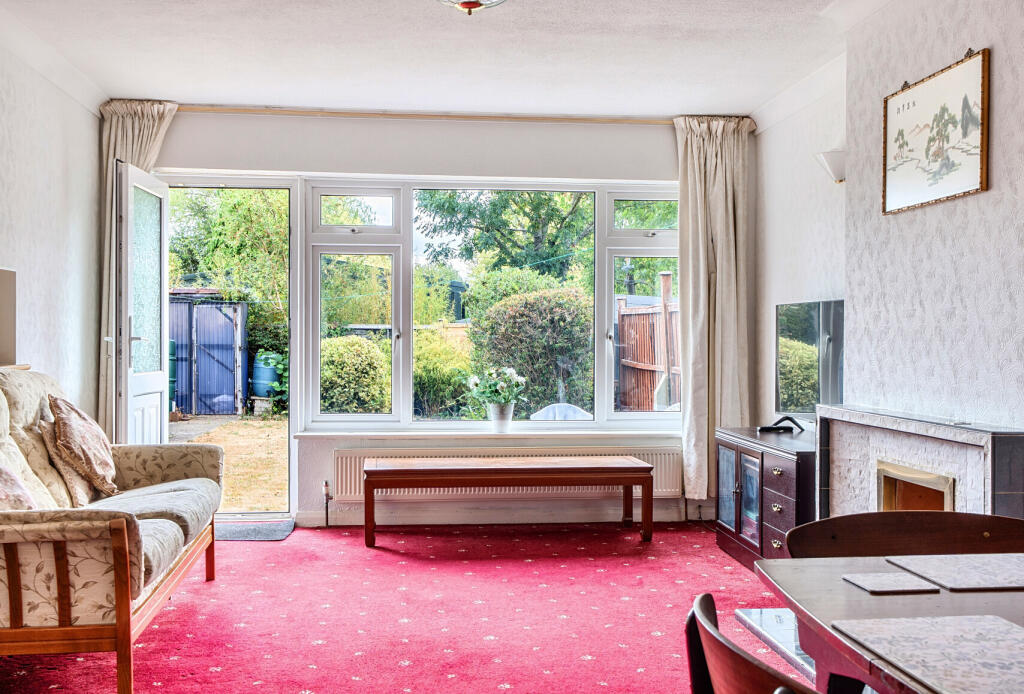 House in Redhill - View 4