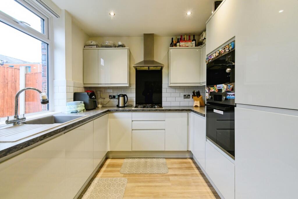 Bowgreave Avenue, Bolton, Greater Manchester, BL2 photo 3