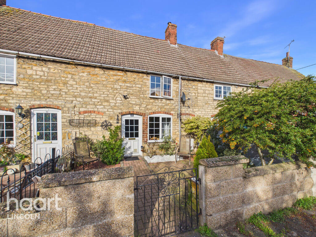 2-bed terraced on Station Road, Branston, £180,000
