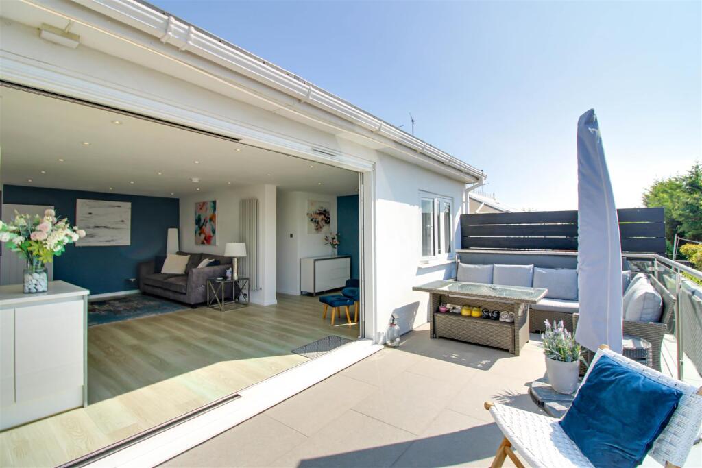 House in Southend-on-Sea - View 2