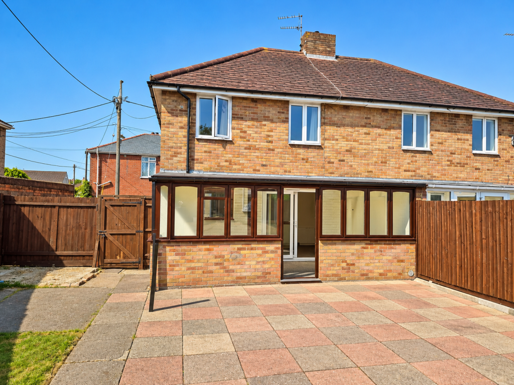 House in Southampton - View 2