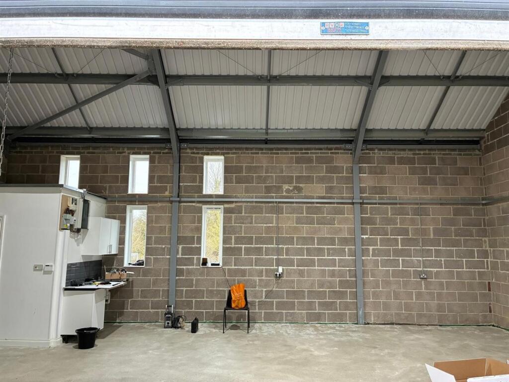 Internal image 3.jpg
