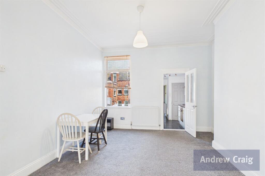 Apartment in South Tyneside, Westoe - View 4
