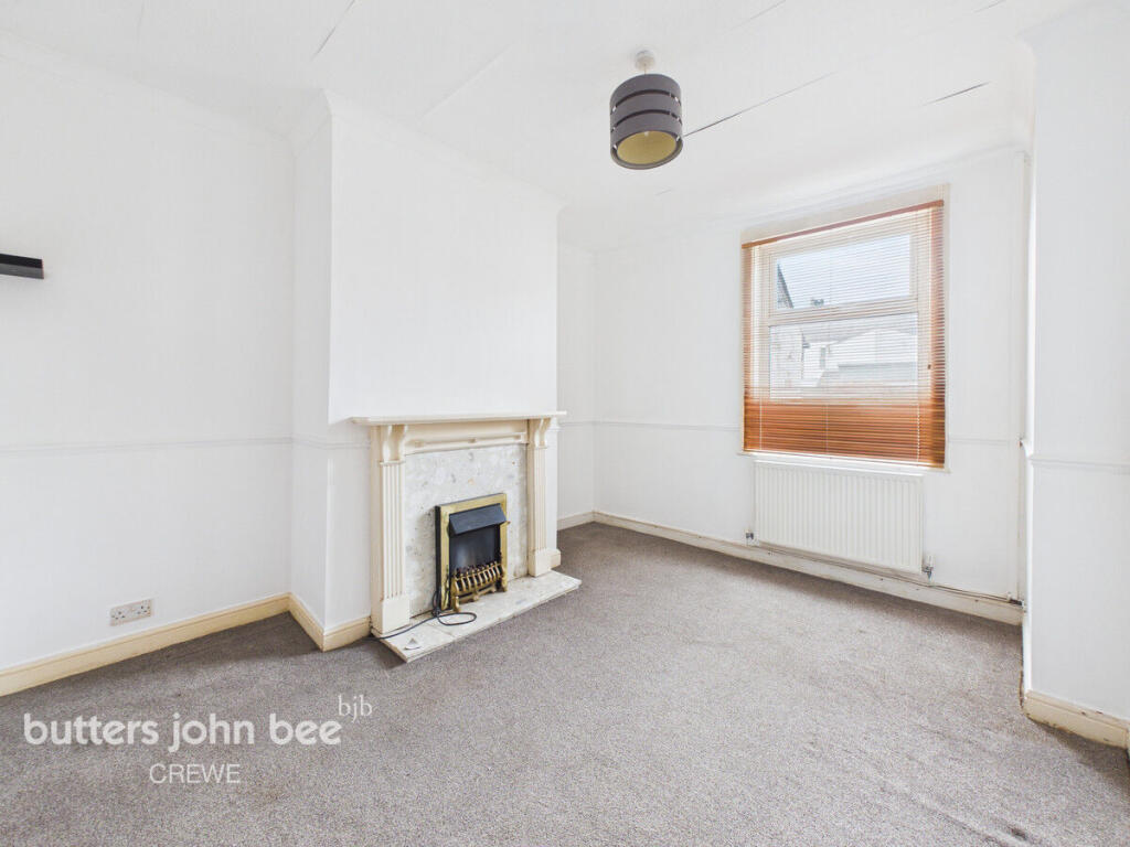 House in Crewe, Cheshire East - View 4