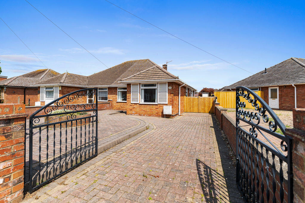 Main image of property: Windlesham Avenue, Grimsby