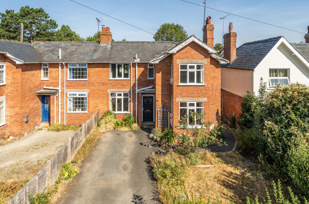 Main image of property: Caswell Terrace, Leominster, Herefordshire