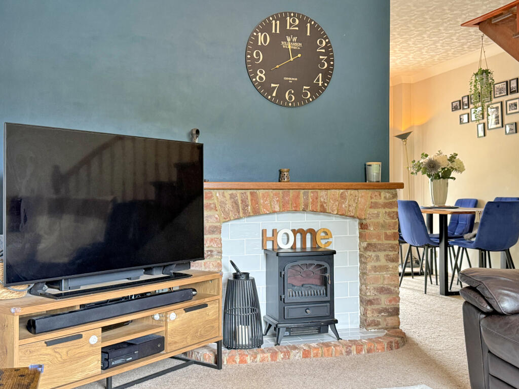 House in Driffield, Little Driffield - View 5