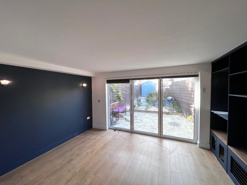 House in Brighton - View 4