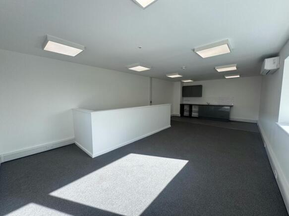 Bloom, Ealing (5)