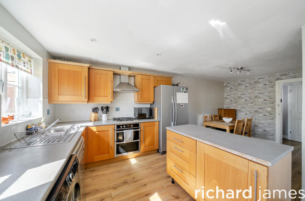 House in Cotswold, South Cerney - View 3