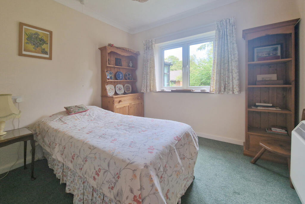 Apartment in Southampton - More