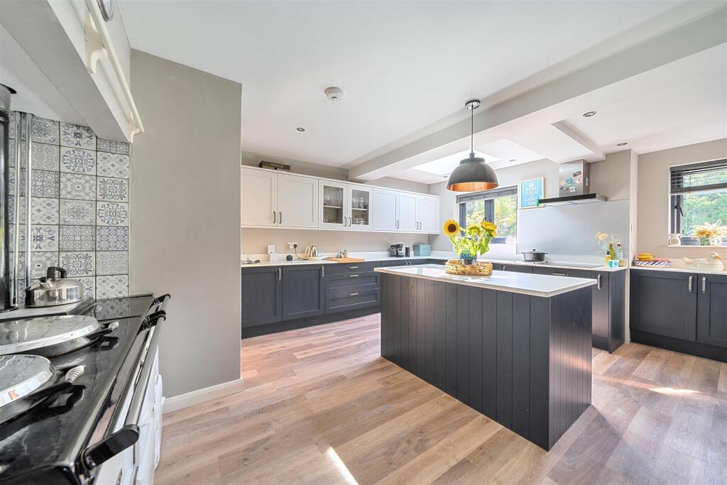House in Truro - View 5