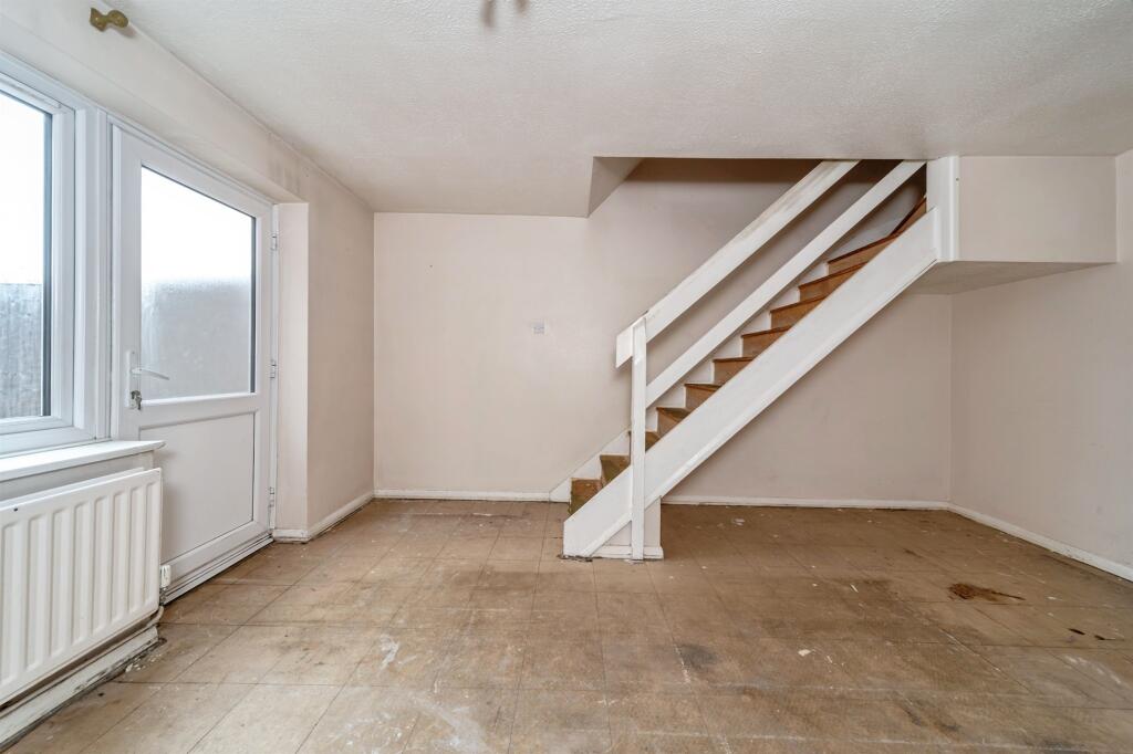 Normandy Close, Kempston, Bedford photo 3