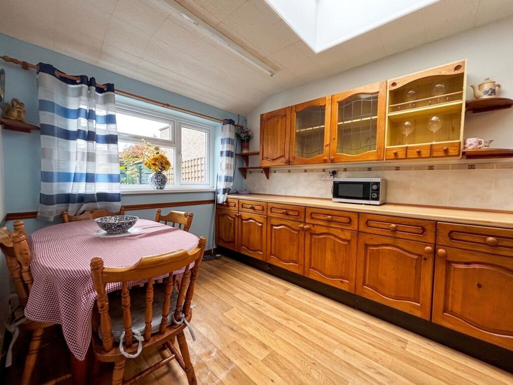 House in Thornbury, South Gloucestershire - More