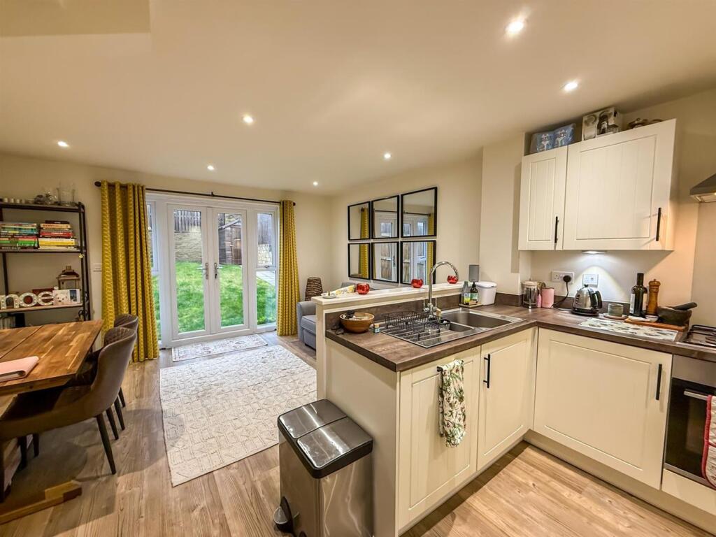 Quartz Drive, Buxton photo 4