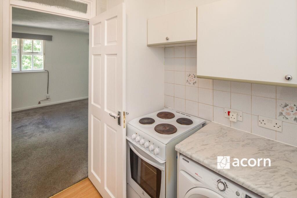 Apartment in London - View 5