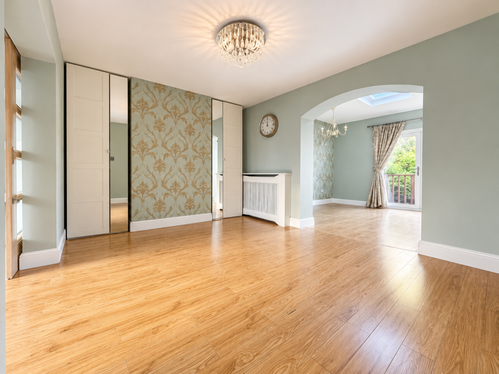 House in Dartford - View 4