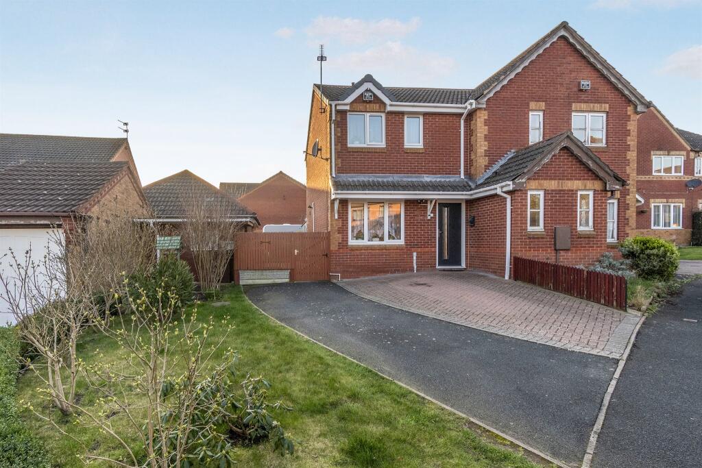 Main image of property: Fuchsia Drive, Pendeford, Wolverhampton