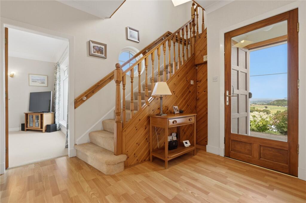 House in Falkirk, Stirling - View 4