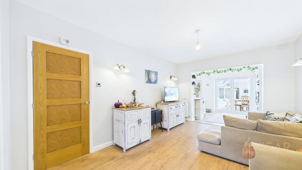 House in Adur, Lancing - More