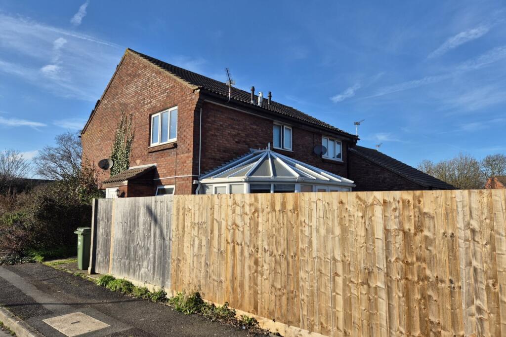 Main image of property: Tutton Way, Clevedon, North Somerset, BS21