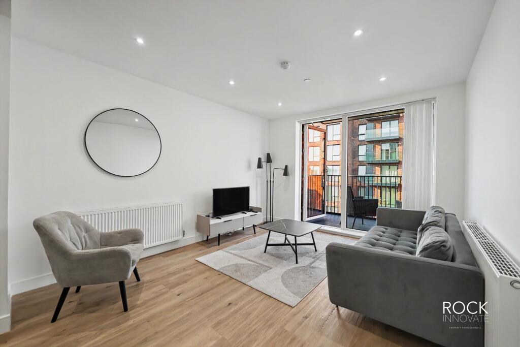 Apartment in Birmingham, West Midlands - View 3