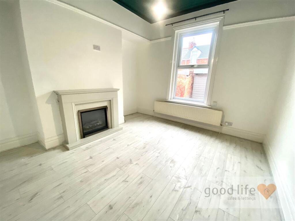 House in Sunderland - View 4