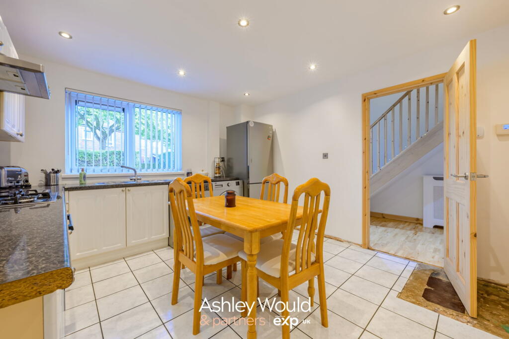 House in Birmingham, West Midlands - View 4