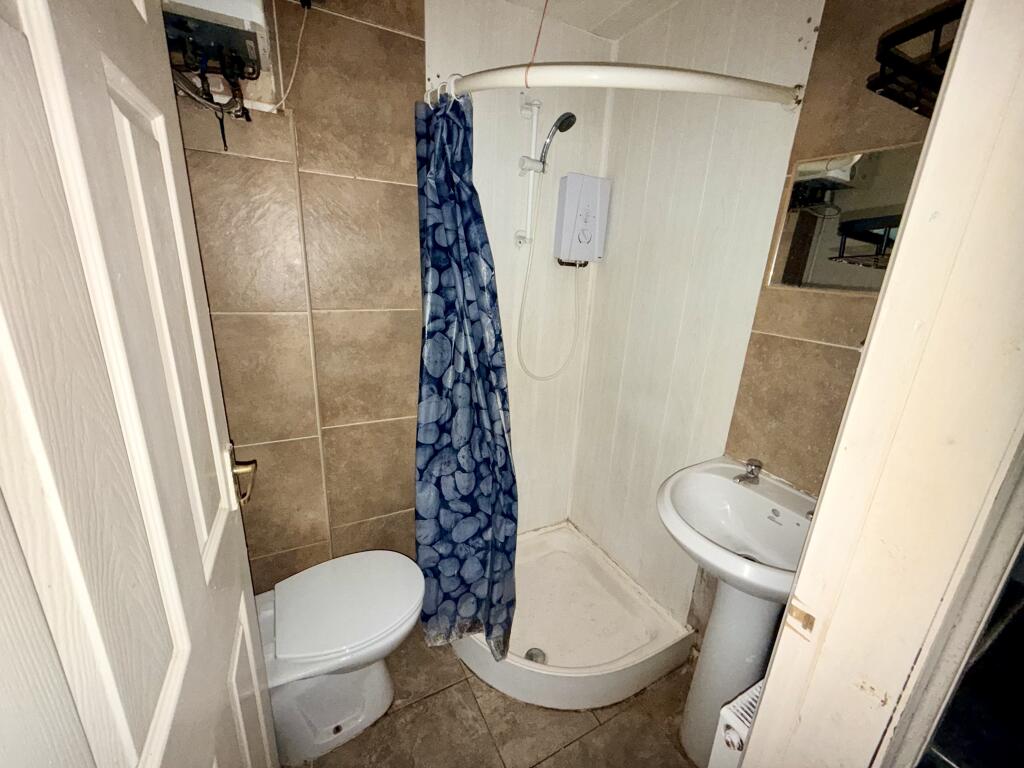 Apartment in Lincoln, Ermine - View 4