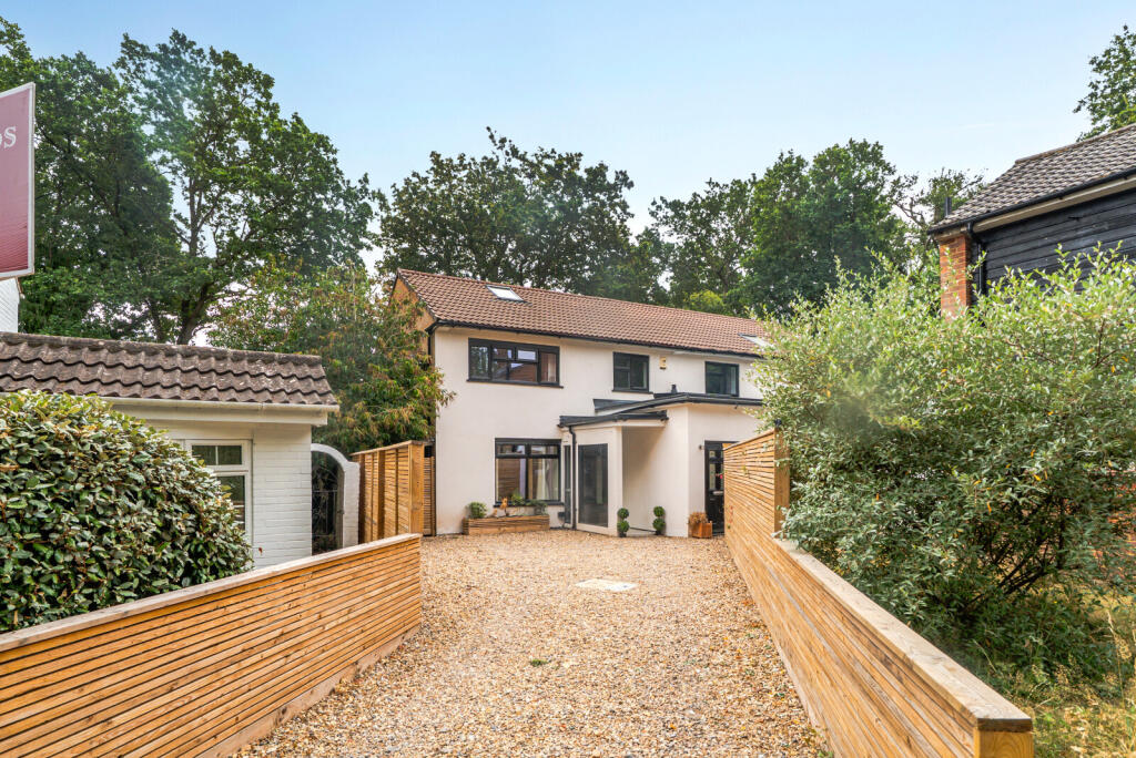 Main image of property: Chaucer Way, Addlestone, KT15
