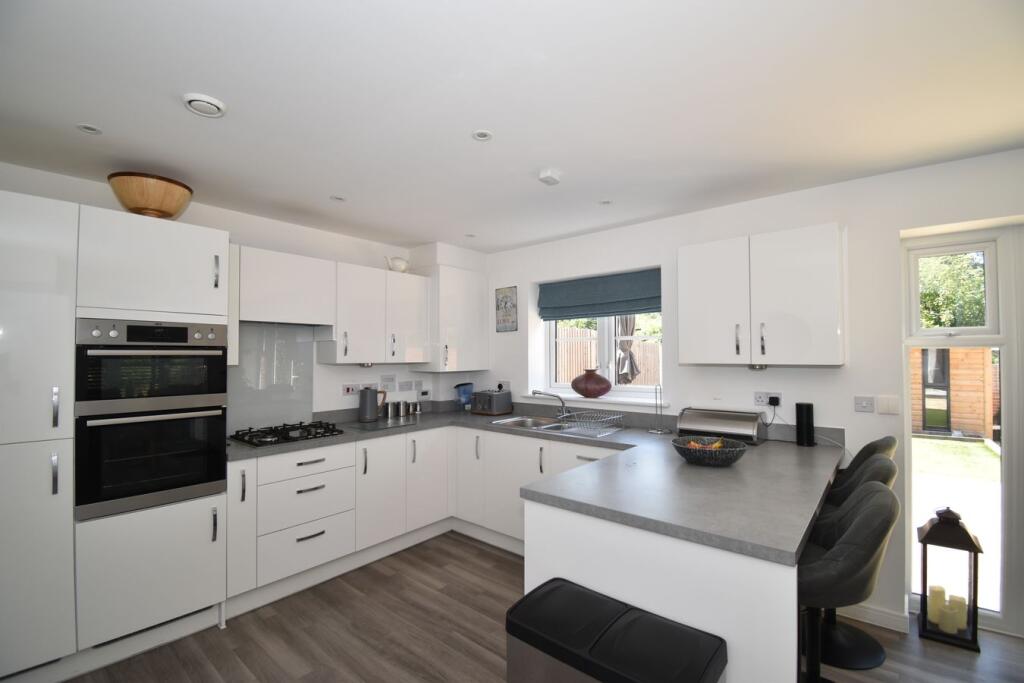 House in Maidstone, Harrietsham - View 5